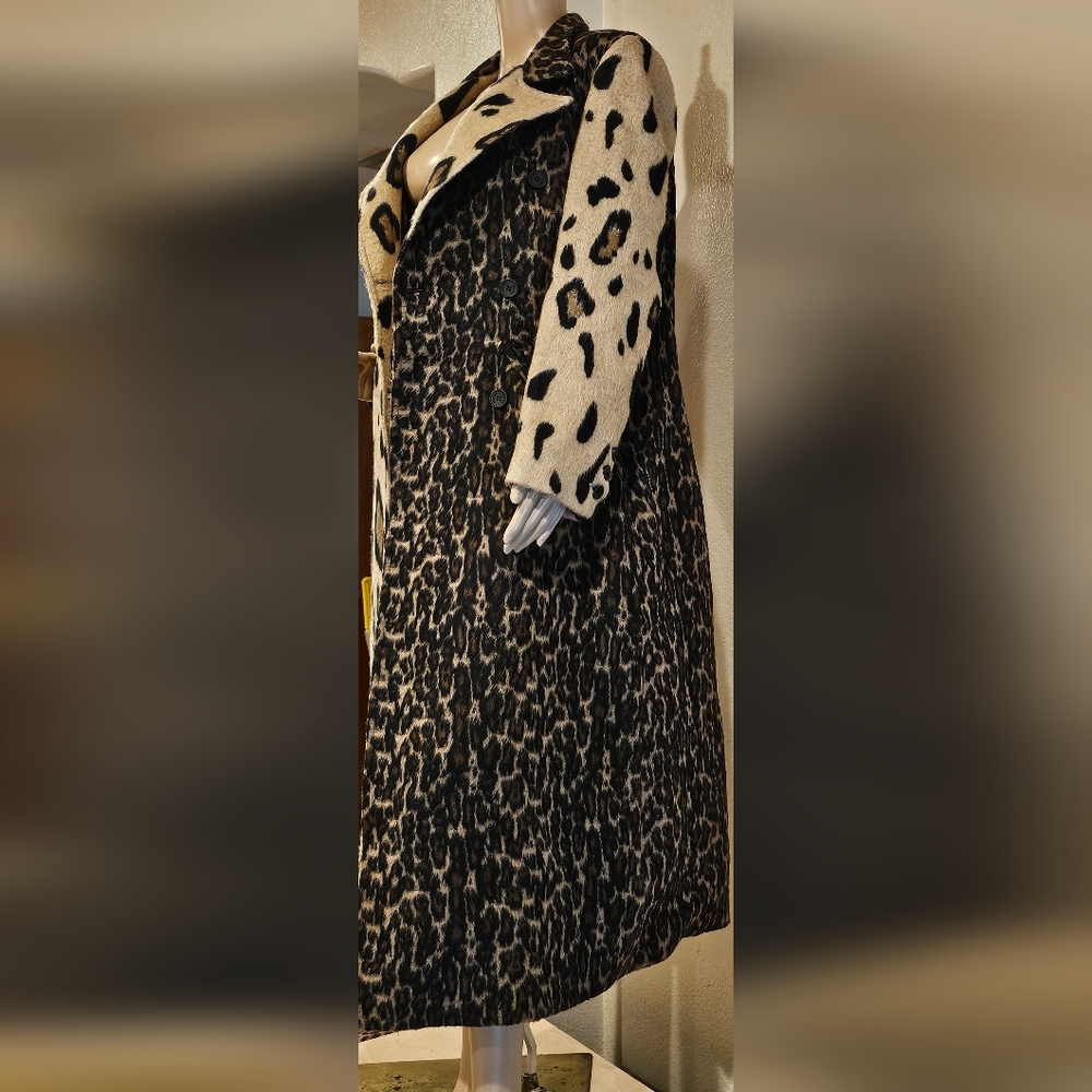 Leopard Print Long Coat - Picture 2 of 9